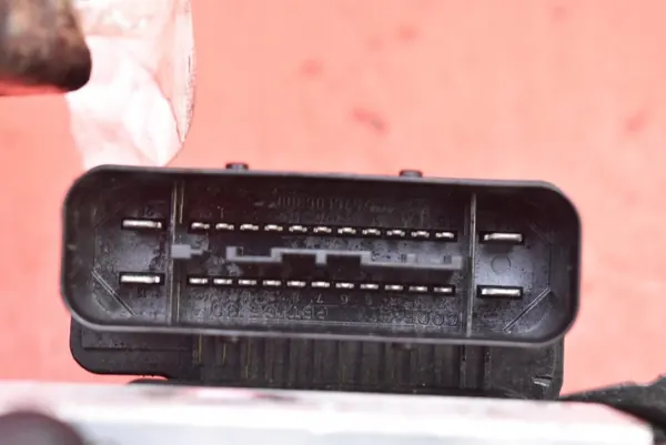 ABS-pomp OEM 06.2102-0385.4 voor Suzuki Swift 1.3 image 8