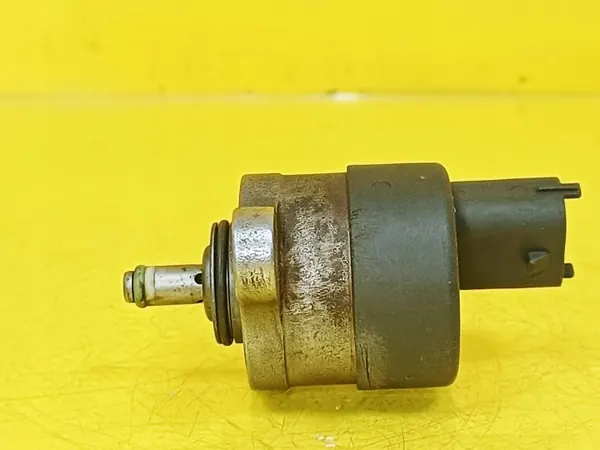 Brandstofdruksensor OEM DRC101215 voor Kia Carens image 5