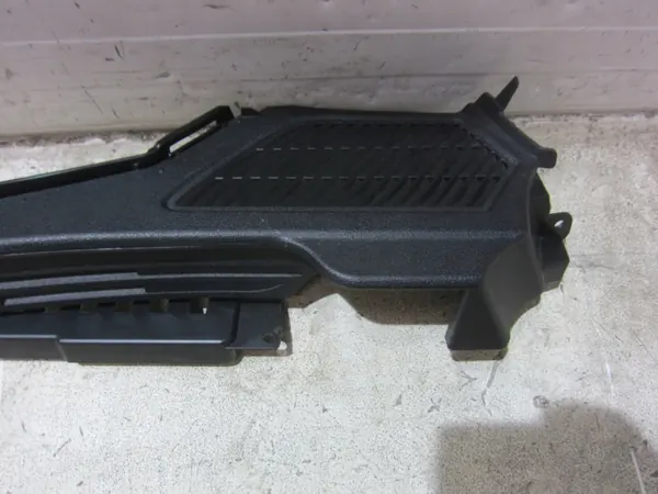 BMW X5 F15 Linker Kofferbakafdekking OEM 51477326687 image 4