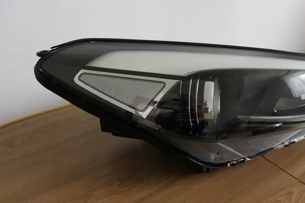 Faros Delantero Derecho Hyundai Tucson III image 3