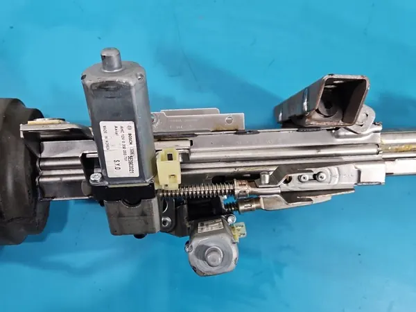 Joint de colonne de direction OEM GX73-3C529-AC Jaguar XE image 9