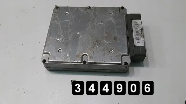 ECU Mazda 626 OEM AM-344906 - Modèle 1998 image 2