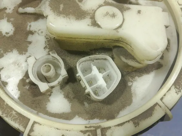 Bóia Bomba Combustível Toyota OEM 77704-0D070 - Usado image 3