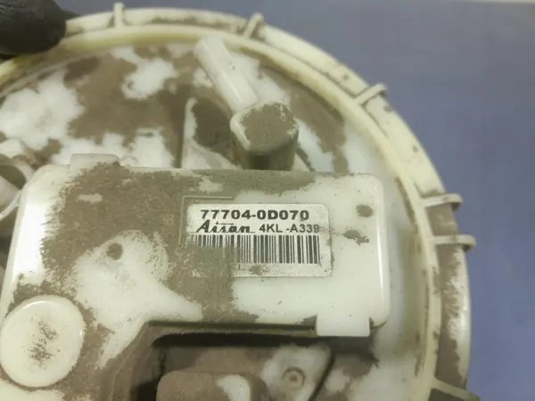 Bóia Bomba Combustível Toyota OEM 77704-0D070 - Usado image 4