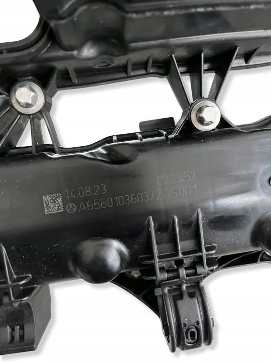 Couvercle de soupape Mercedes OEM A6560103603 - Occasion image 4