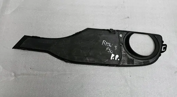 BMW 3 F30, F80 Främre Höger Dimljus Trim 51117281920 OEM image 3