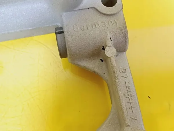 Suporte da Bomba de Direção OEM DRC87574 image 4