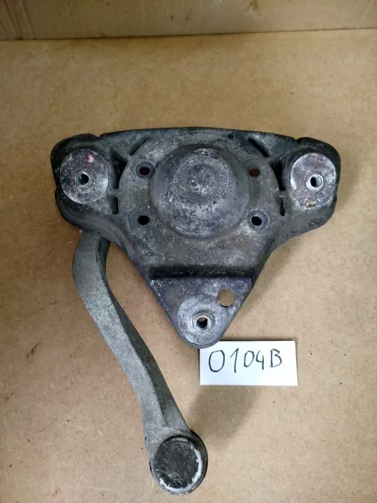 OEM 100 övre höger stötdämparfäste Audi A4 B5 image 2