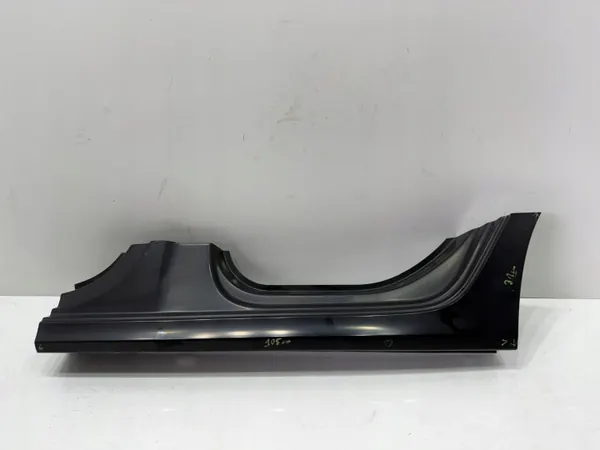 Estribo traseiro esquerdo OEM Skoda Octavia IV - 5E3 image 2
