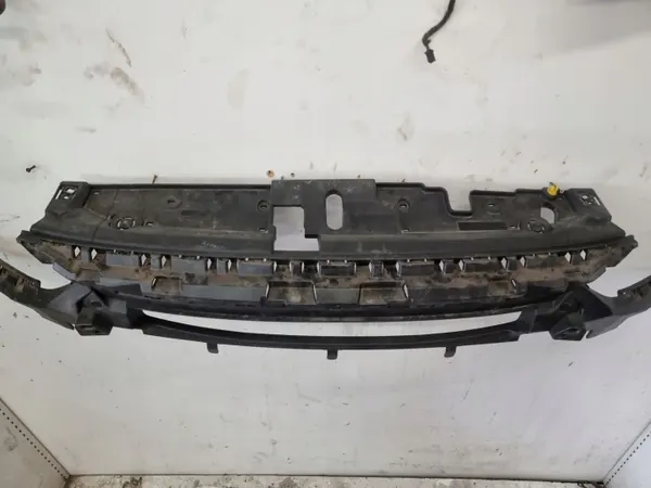 Base de Grille Opel Corsa F Renfort Pare-chocs OEM 9829535680 image 4