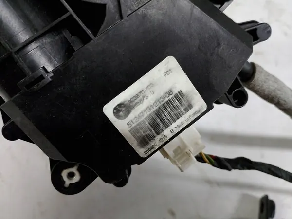 BMW 7 F01 Bagagelås 51247191211 51247191213 image 5