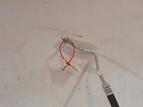 DACIA DUSTER I 1.6 16V Ilmastointiputki image 3