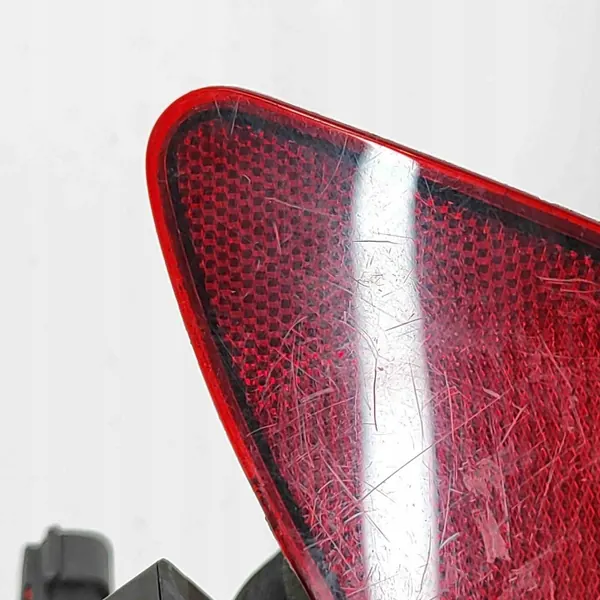 Tesla Model X Bränsletankslucka OEM 106192700A image 9
