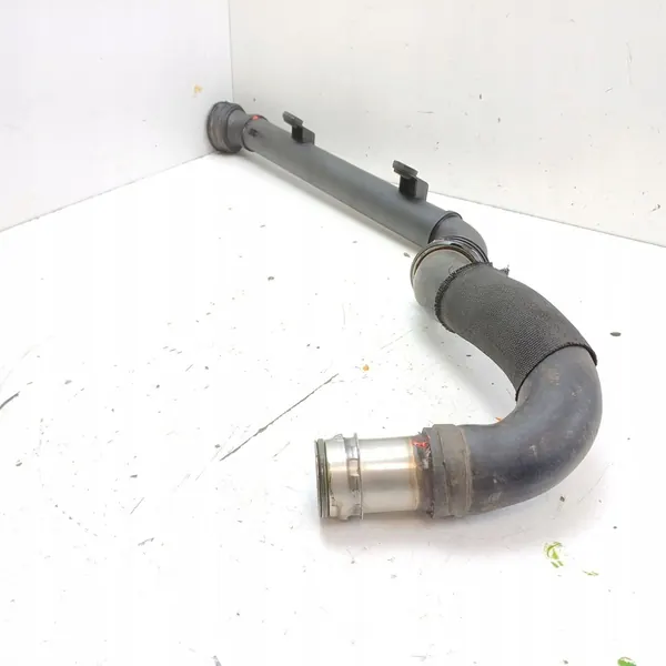 Volkswagen Touareg I 2004 Intercooler-Schlauch image 6