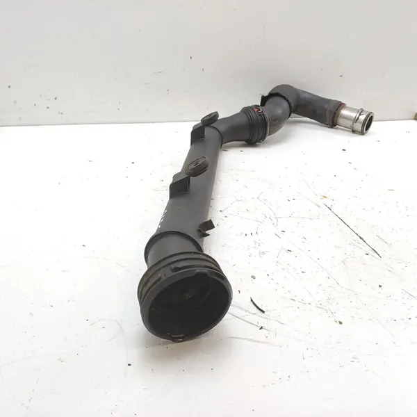 Volkswagen Touareg I 2004 Intercooler-Schlauch image 7