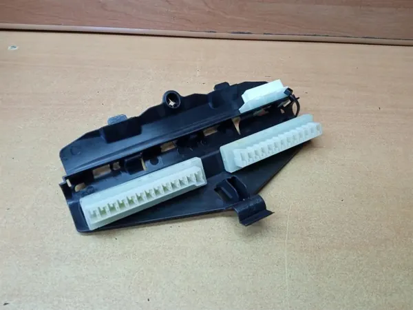 Brazo de control Mercedes GL X166 4.7 V8 OEM A1665460443 image 2