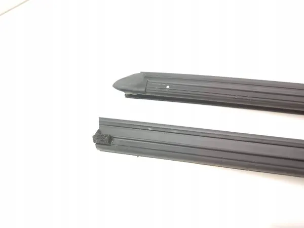 Junta de ventana puerta delantera Hyundai Tucson IV OEM AMD202121 image 3