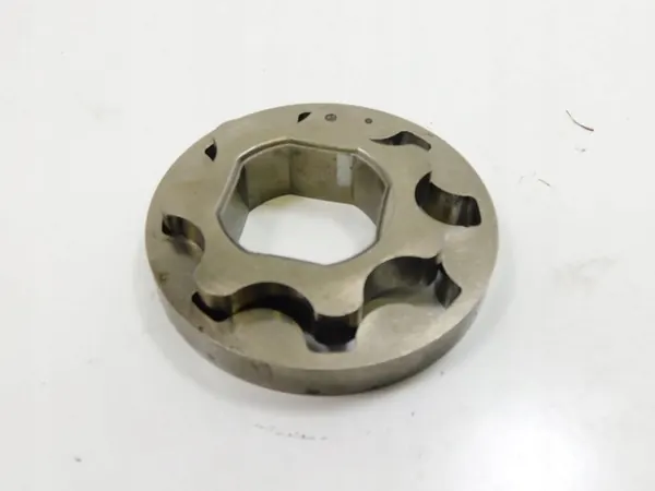 Olje pump Opel Insignia A 2.0 CDTI Astra J Zafira C image 10