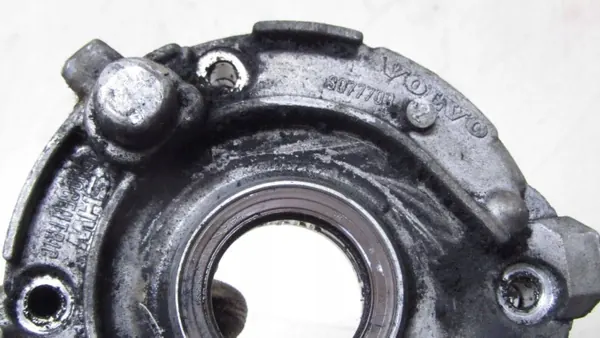 Öljypumppu Volvo XC60 2.4 OEM 3077709 2008-2013 image 4