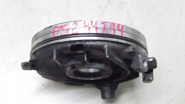 Öljypumppu Volvo XC60 2.4 OEM 3077709 2008-2013 image 5