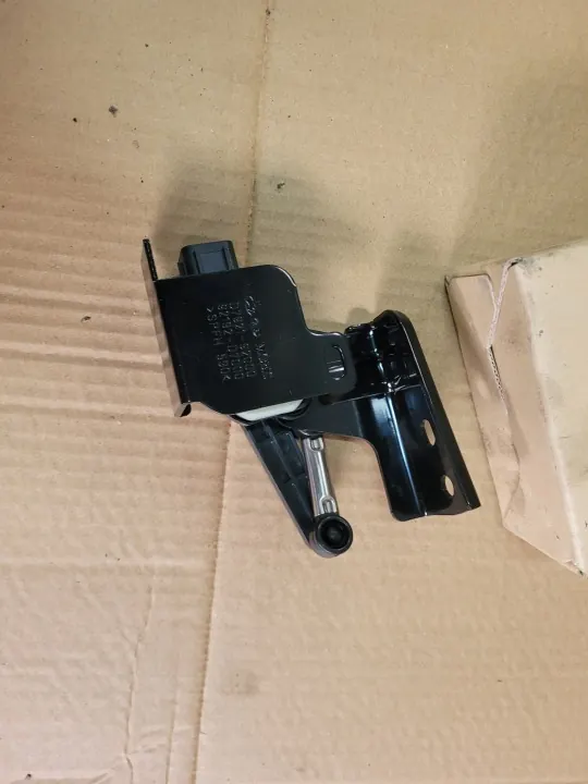 Sensor Nível Faróis Hyundai OEM 92190-D7000 image 3