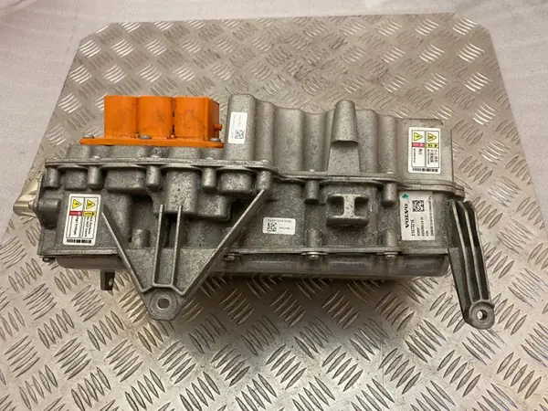 Volvo XC90 2020 Wechselrichter OEM 31673216 image 4