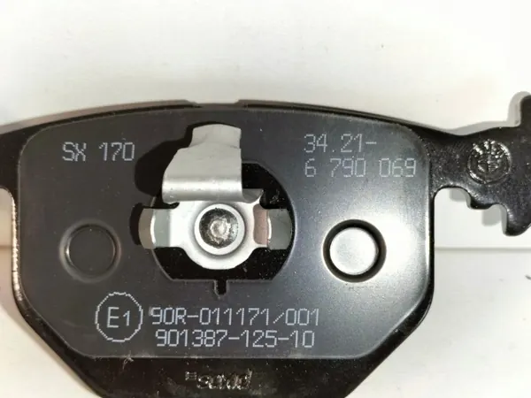Bromsbelägg bak OEM 34216790071 BMW 3 E46 image 4