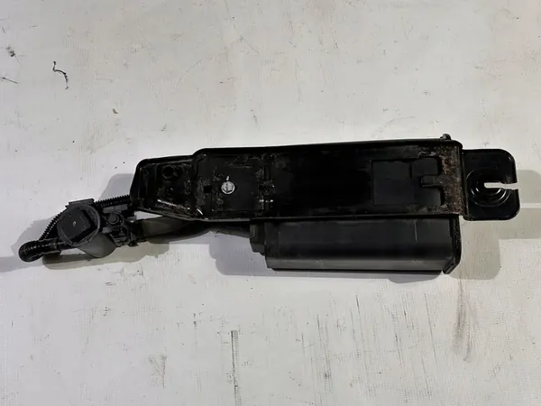 Filtre à charbon pour Chevrolet Camaro 2009 - 2015 OEM image 5