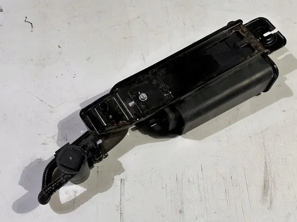 Filtre à charbon pour Chevrolet Camaro 2009 - 2015 OEM image 6