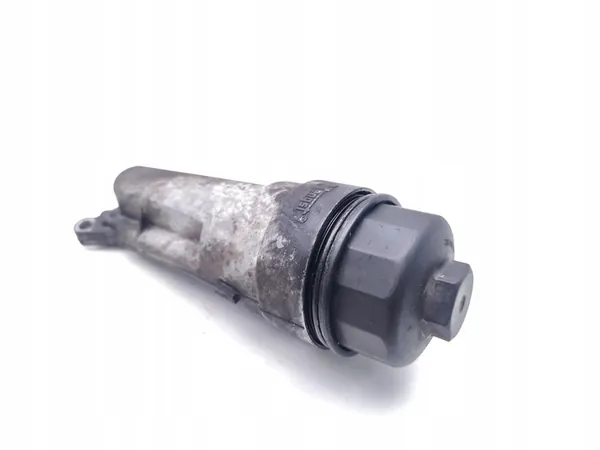 Oljefilterfäste Kia Venga 1.4 CRDi Diesel image 2