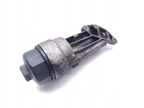 Oljefilterfäste Kia Venga 1.4 CRDi Diesel image 5