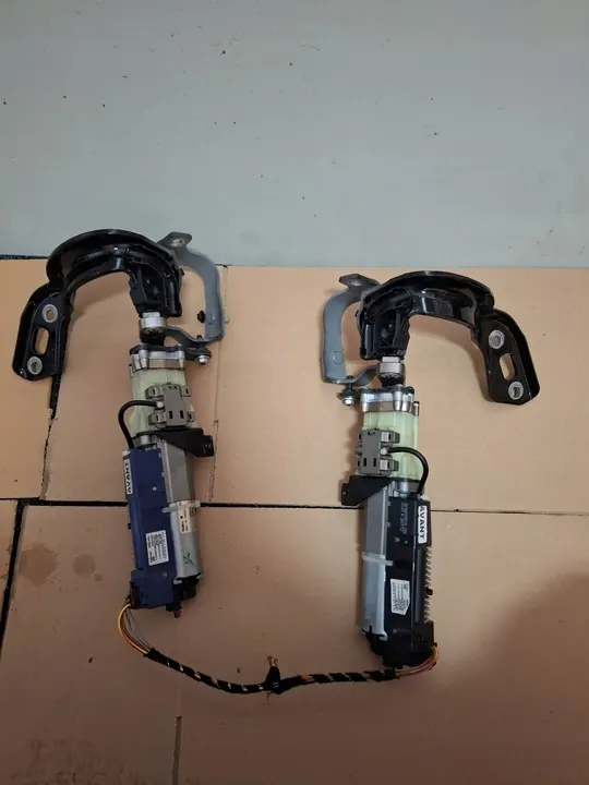 Elektriska baklucka aktuatorer Audi A4 B8 2.0 TDI 2012 image 2