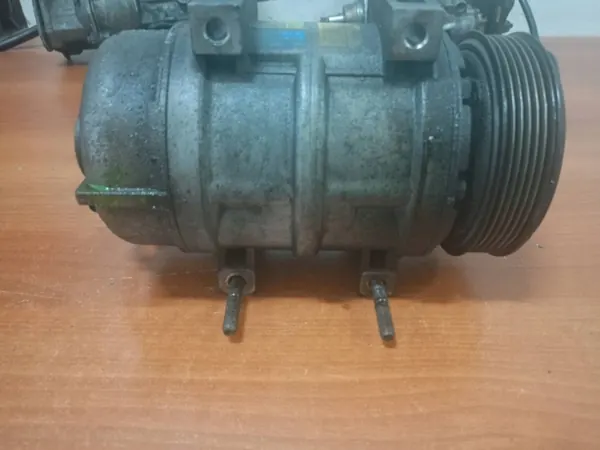 Compressore aria condizionata Volvo V70 image 3