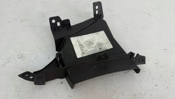 Bremsenkühllufteinlass vorne rechts OEM 8W0121764L image 3