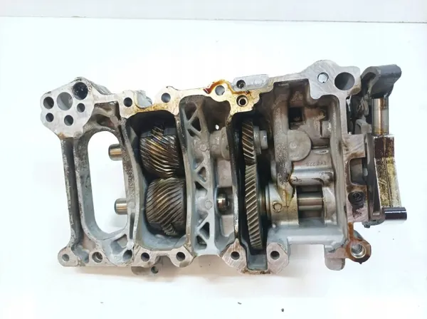 Pompe à huile d'occasion OEM 8045020508AT Audi A4 B6 image 3