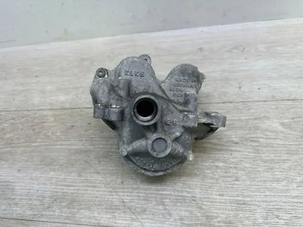 Termostaatin kotelo OEM 94610608031 Porsche Macanille image 3