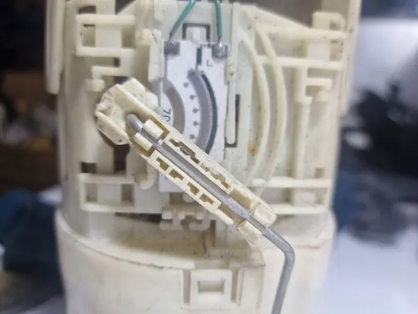 Fuel Pump Land Rover Freelander WFX000190 image 5