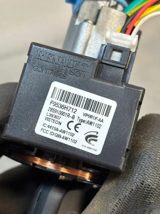OEM 285910001R Interrupteur Dacia Sandero II image 3