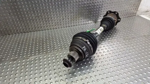 Semi-eixo dianteiro esquerdo OEM S26380018 para Audi A4 B8 image 3