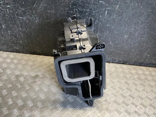 MG Puhallinkotelon runko OEM 11334396 MG4 Trophy 2024 image 3
