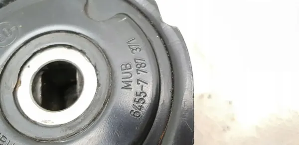 BMW 3 E46 2005 AC Remskiva Spännare OEM 64557787371 image 5