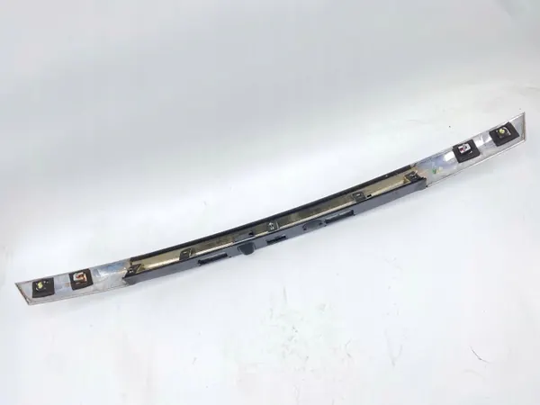 Jaguar XF X250 2012 Takakilven valo OEM CX2313550BF image 3