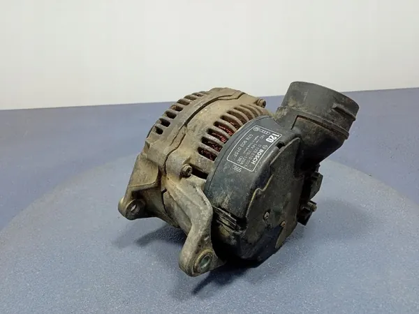 AUDI A6 C5 2.4 B Vaihtovirtageneraattori 120A image 4