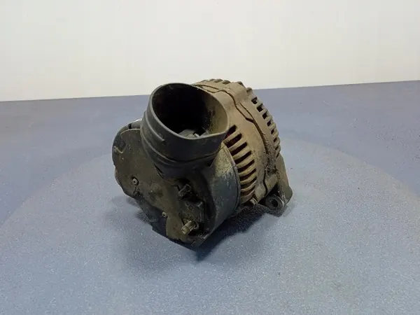 AUDI A6 C5 2.4 B Vaihtovirtageneraattori 120A image 6