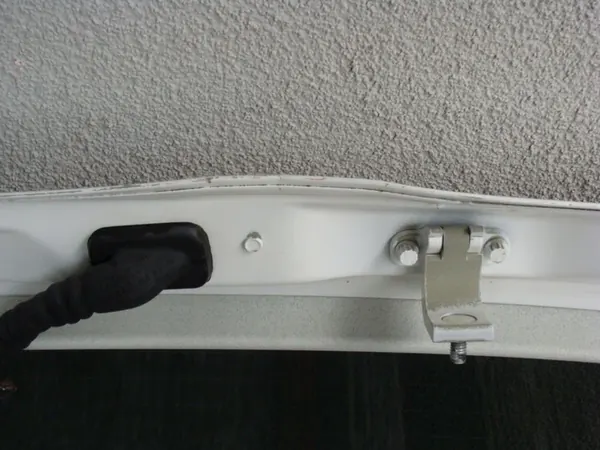 VW Touran I 1T0 03- Takaluukku image 9