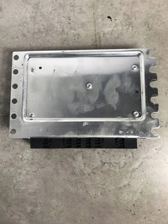 Contrôleur de suspension pneumatique arrière BMW i4 8845510 image 3