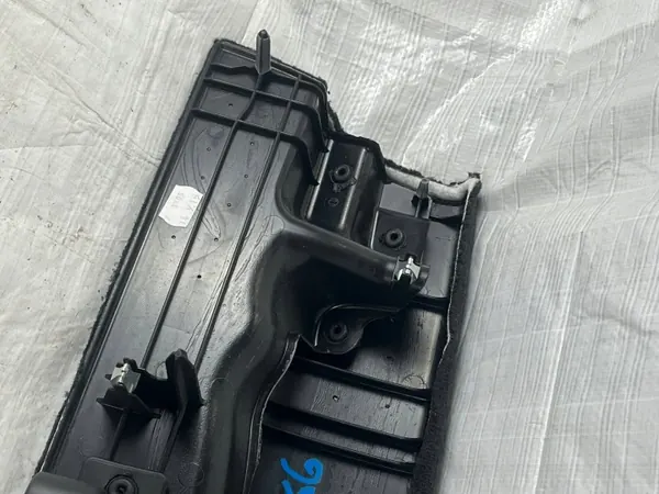 Porsche 991 bagageutrymmesfoder OEM 991555093 - Begagnad image 5