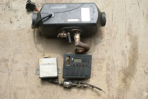 Kit Chauffage Stationnaire Airtronic D2 24V - Complet image 2