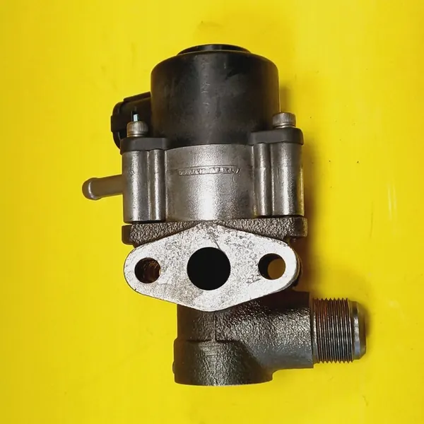 EGR-venttiili Nissan Almera 2004 OEM 147105M001 image 8