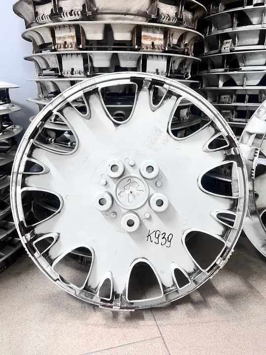 Peugeot Velgdeksels 16" Zilver OE image 10